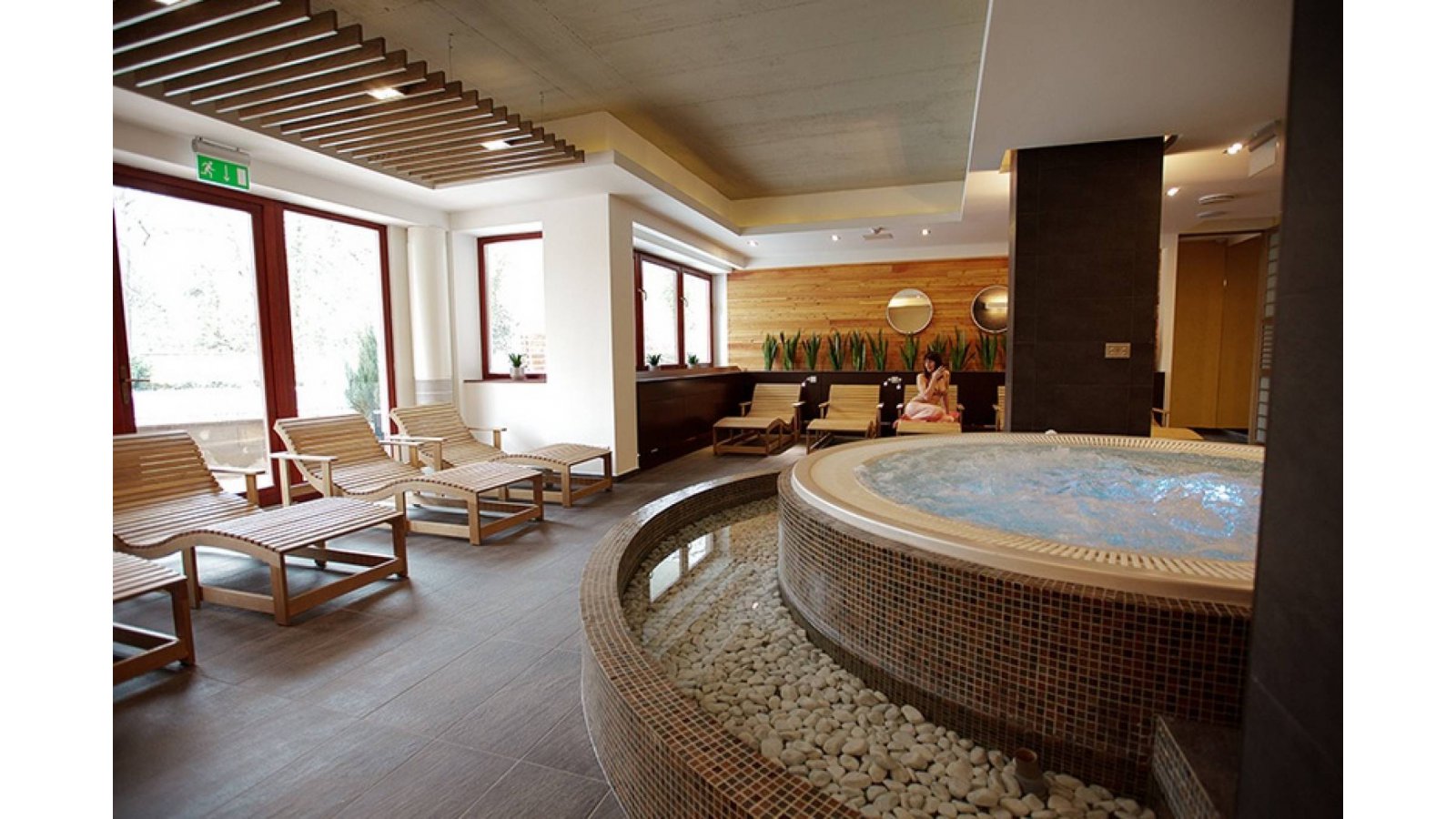 Bassiana Hotel és Étterem