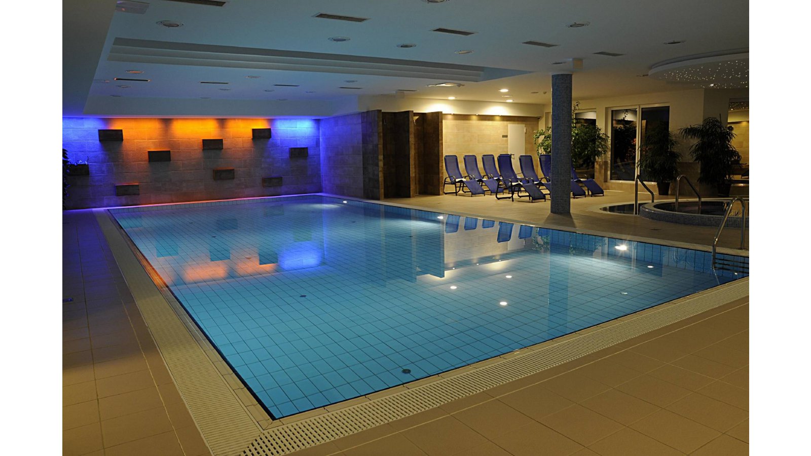 Garden Hotel Wellness és Konferencia