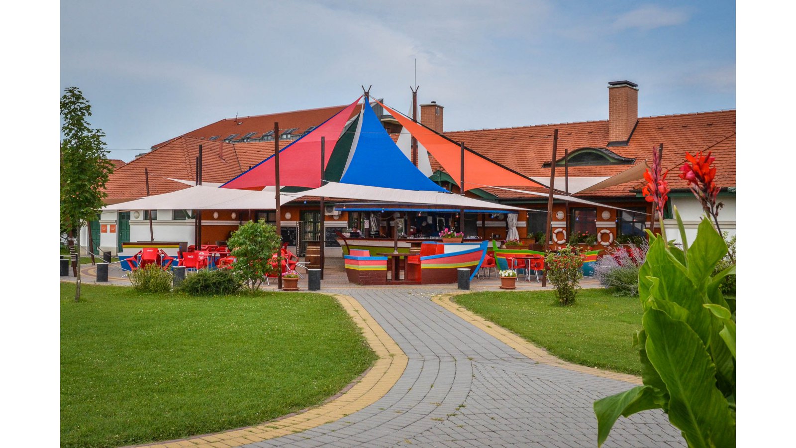 Apartmanpark és Camping Cegléd