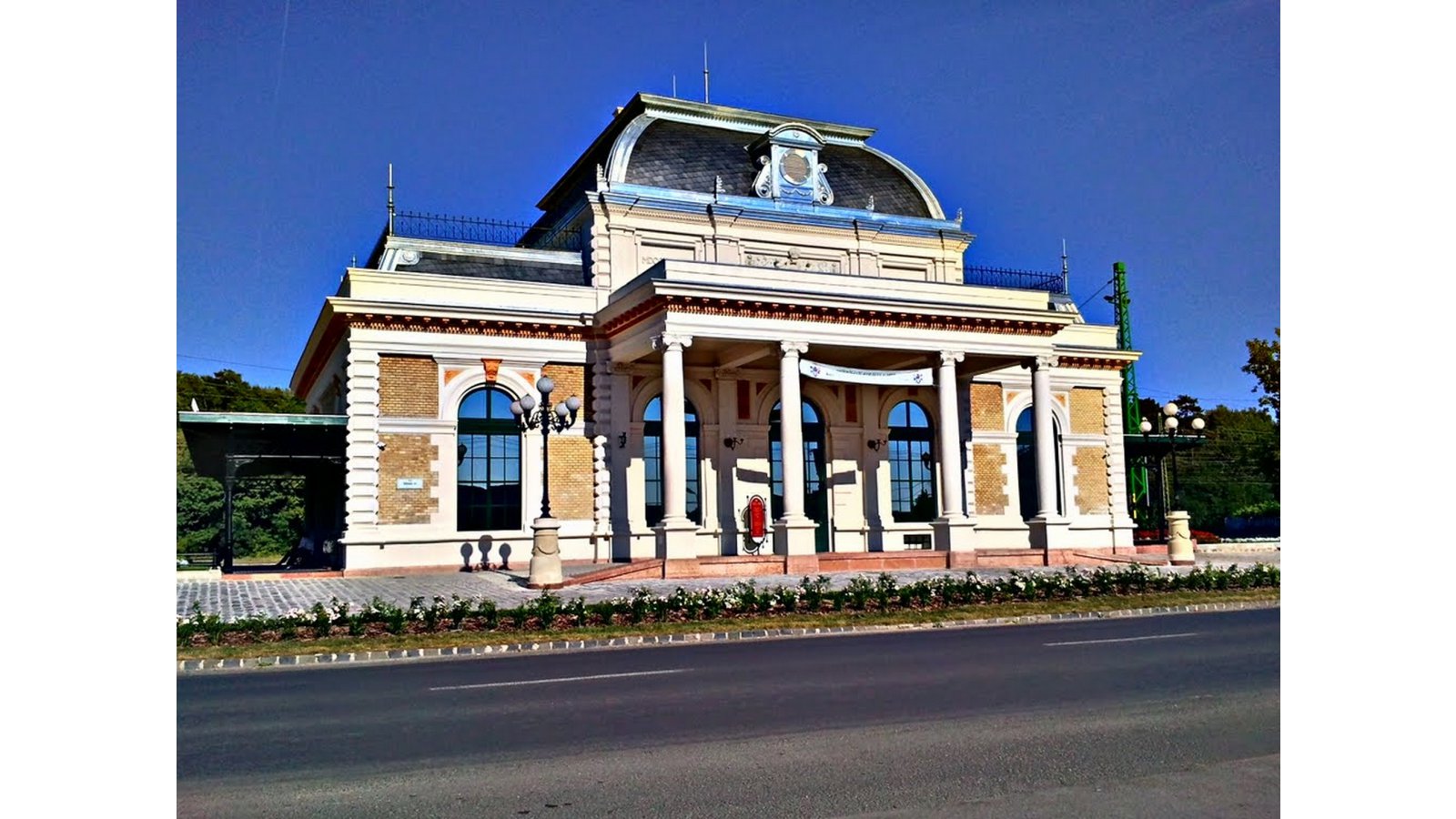 Libra Hotel