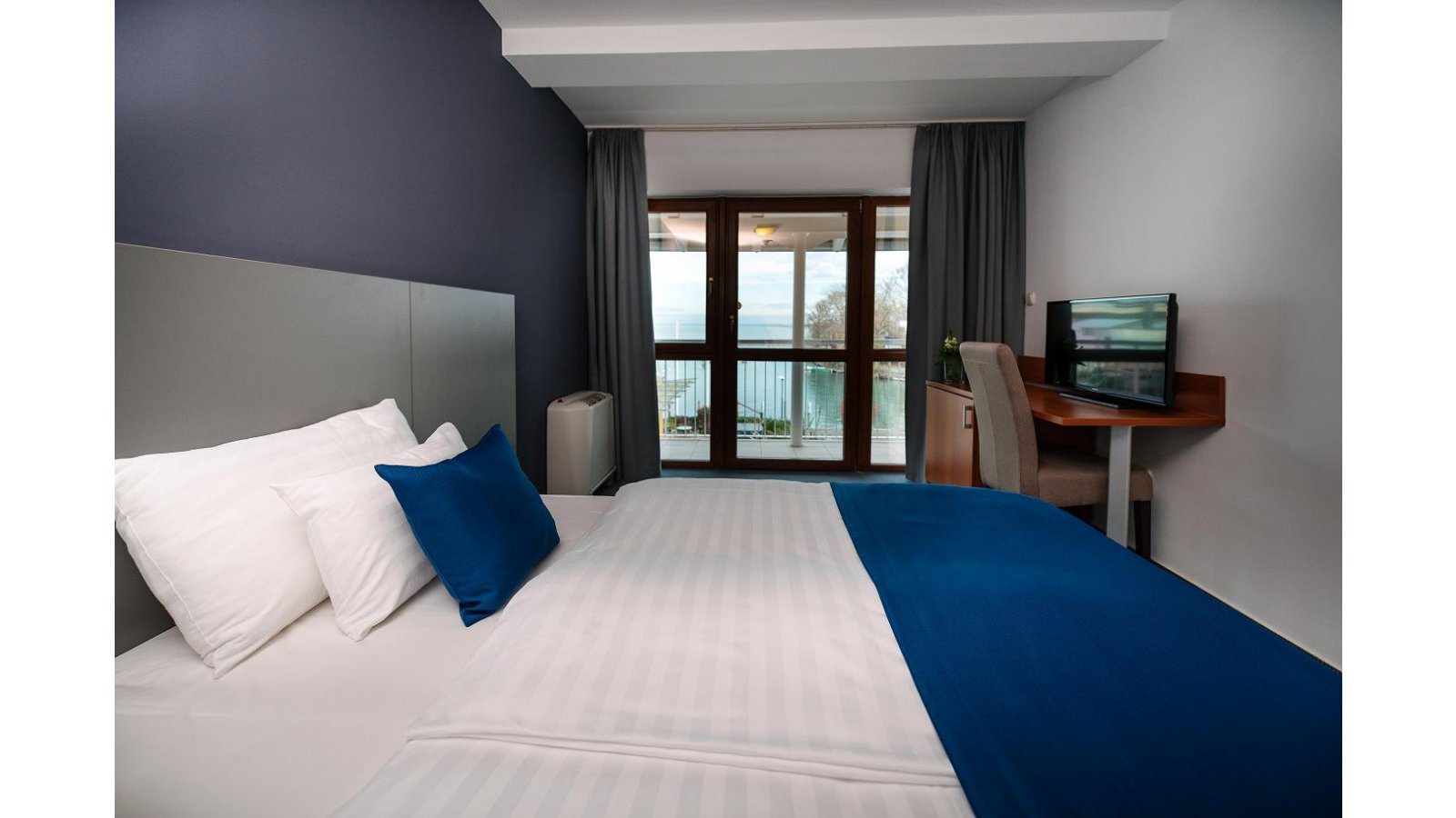 Hotel Yacht Wellness & Business Siófok