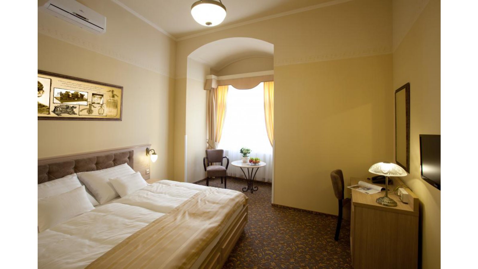 Barokk Hotel Promenád