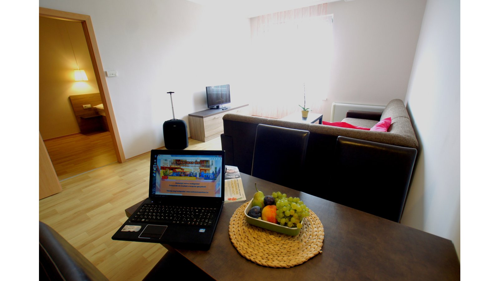 Cserkeszőlő Apartmanház