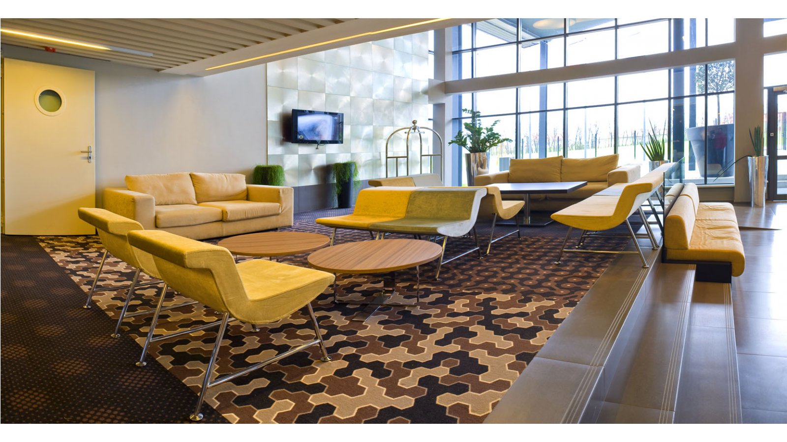Globall Hotel