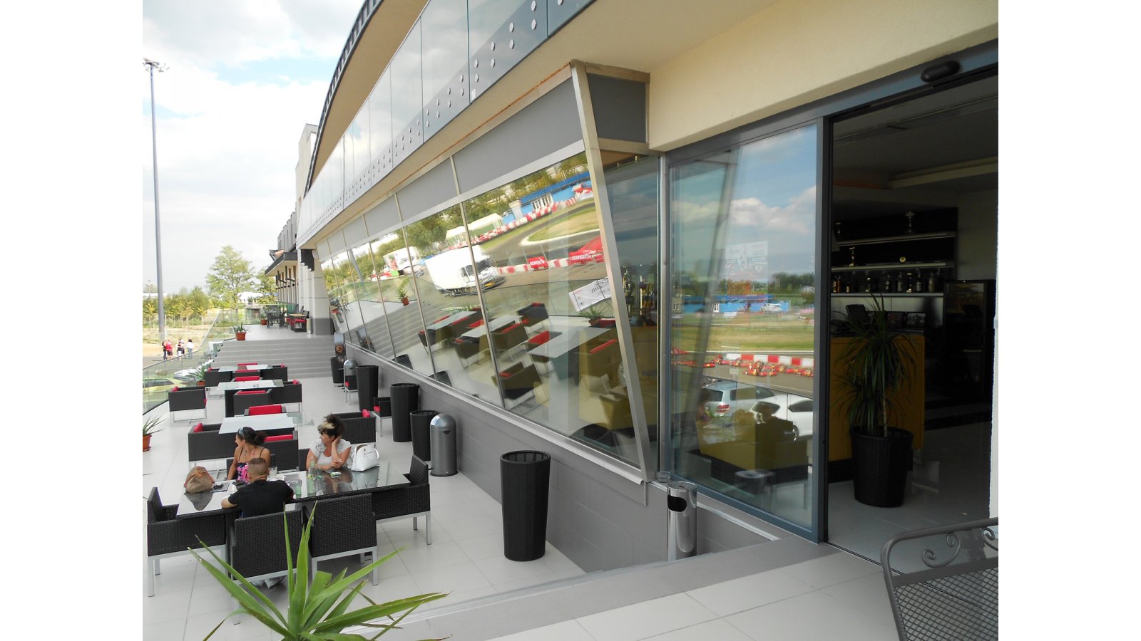 Gokart Hotel