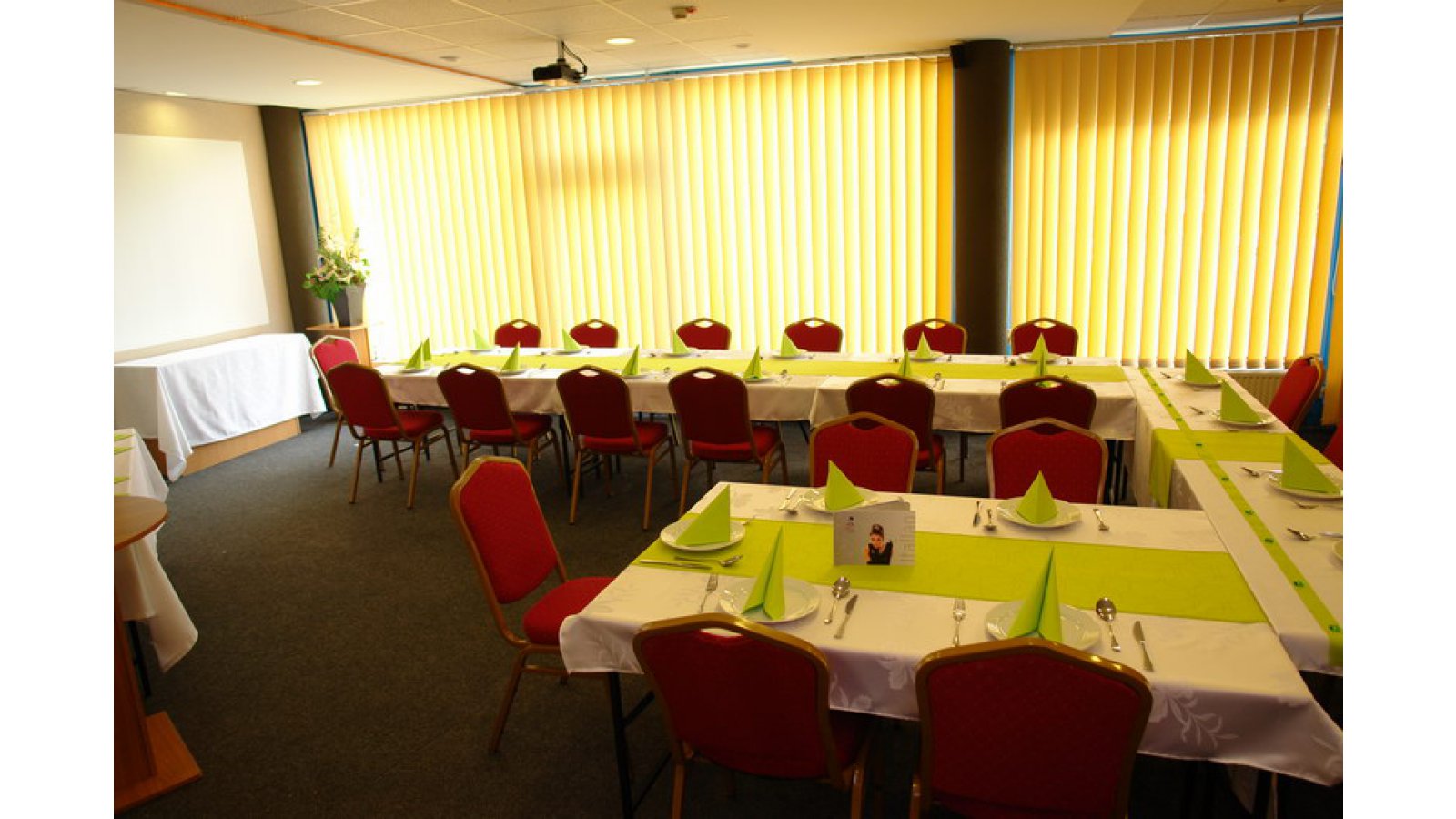 Kristály Hotel