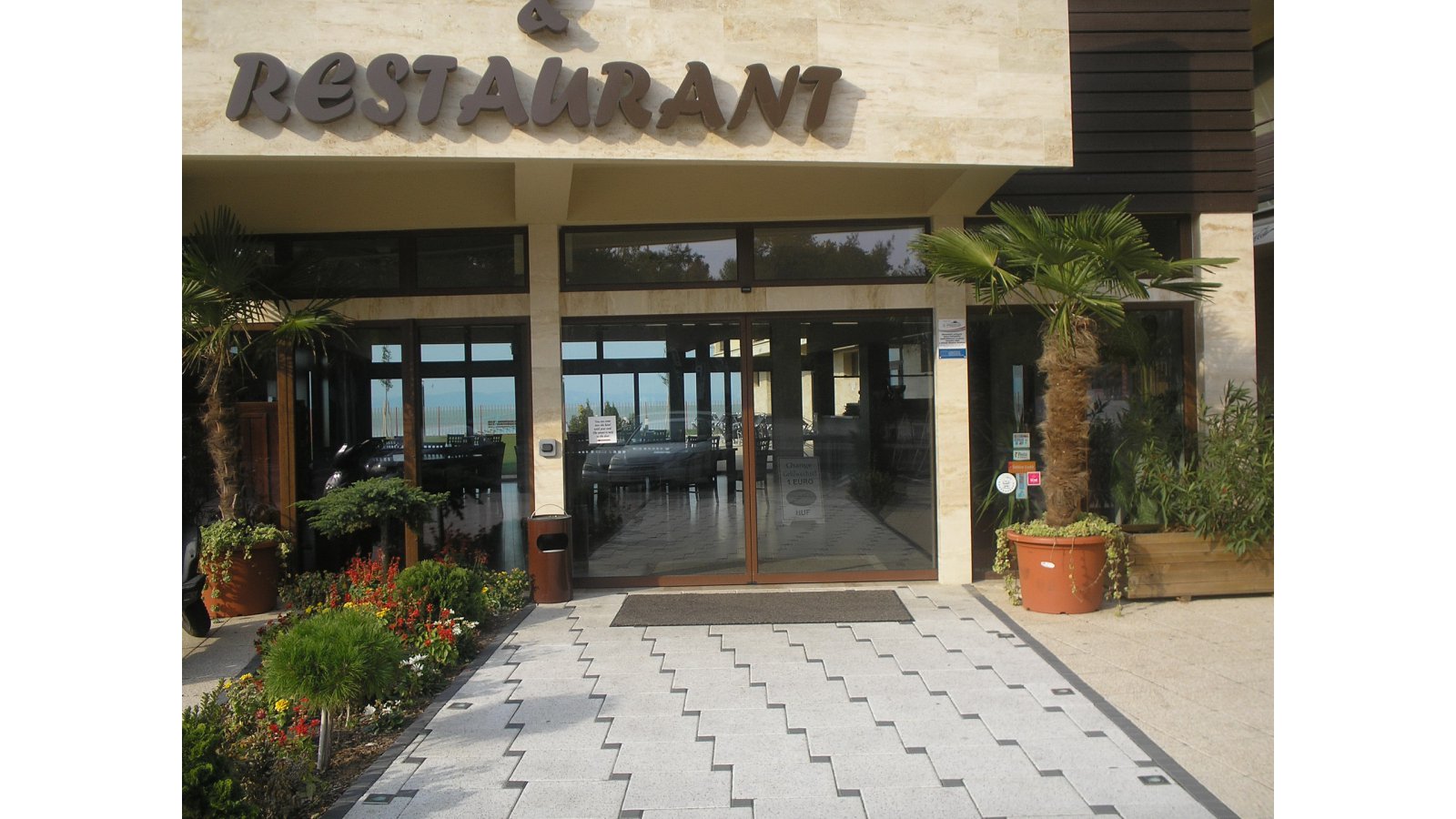 Balaton Hotel & Restaurant