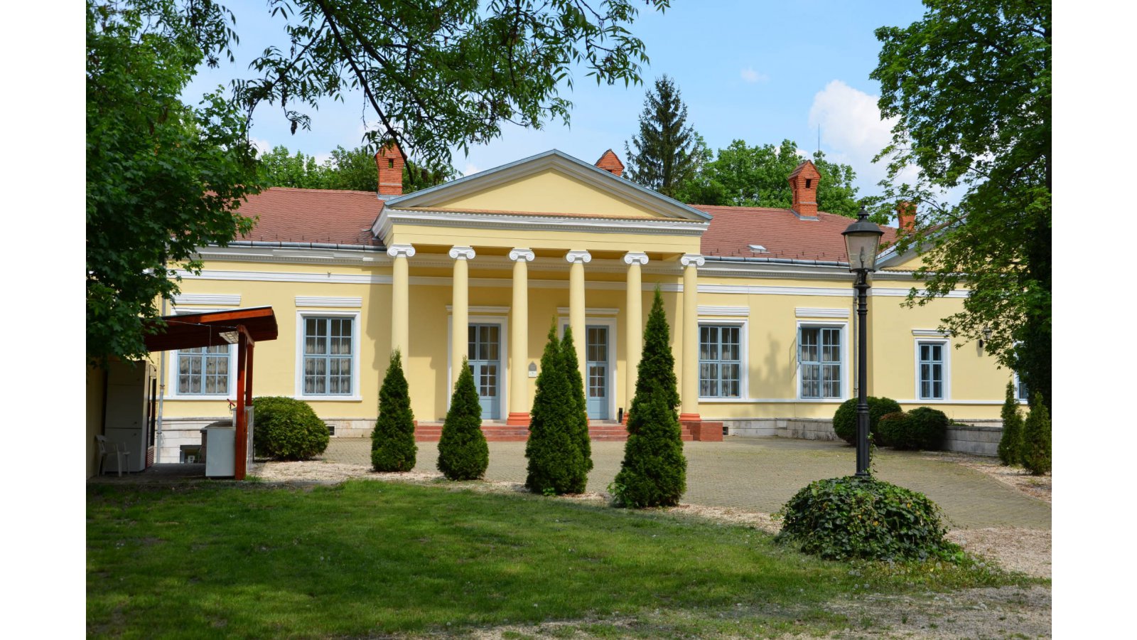 Fenyőharaszt Kastélyszálló