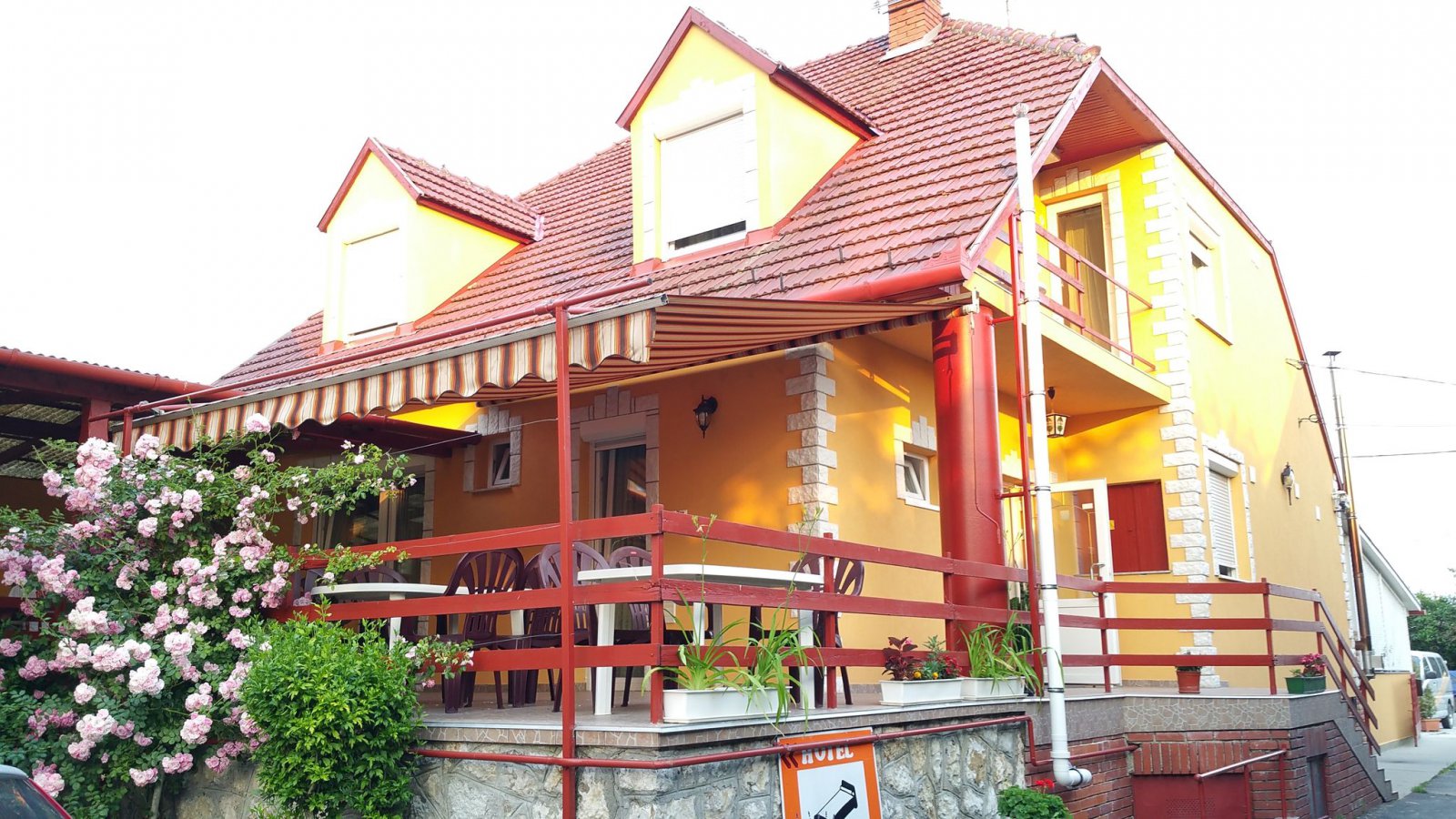 Heléna Hotel 