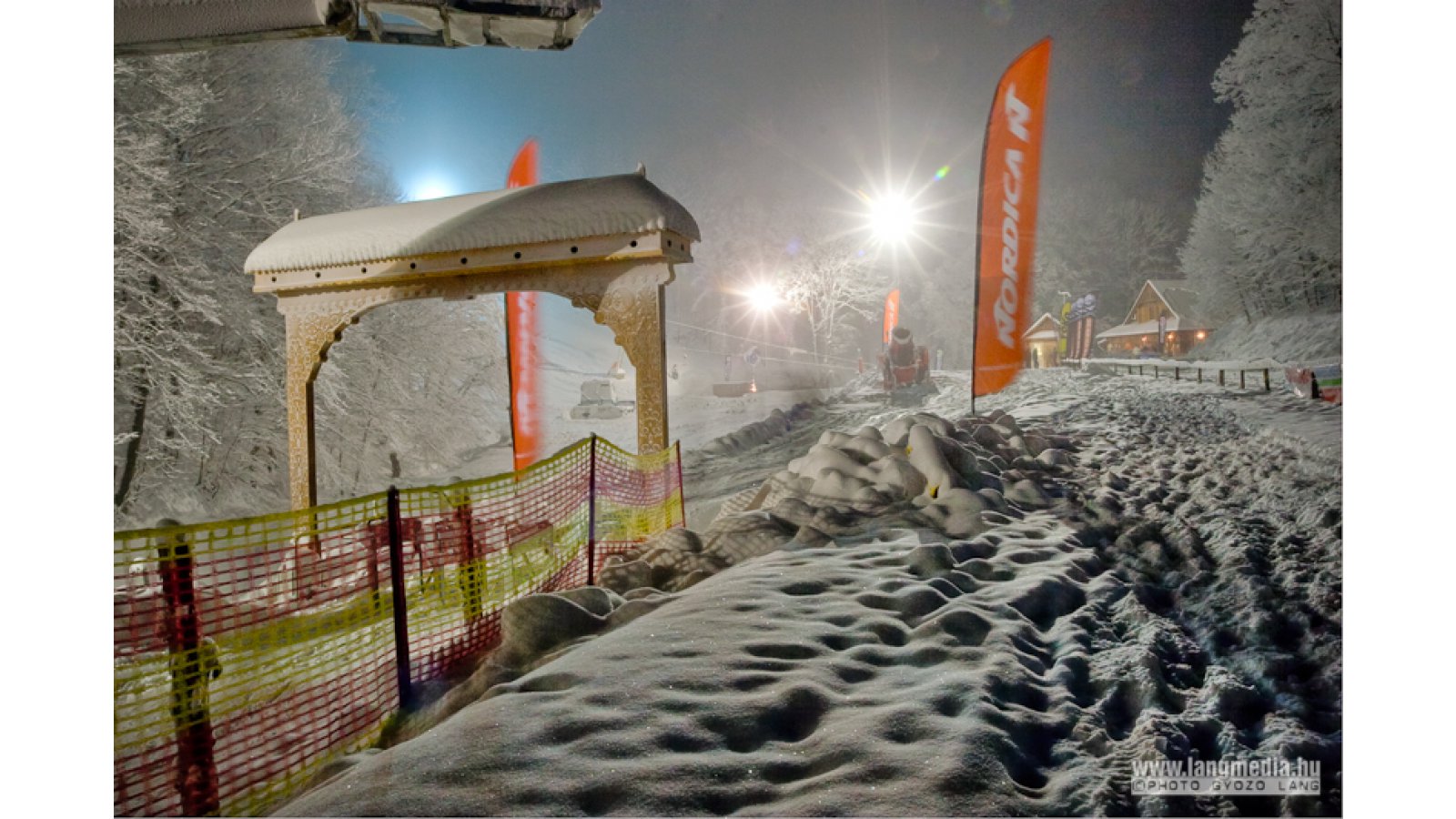 Hotel Szarvaskút és Kemencés Étterem