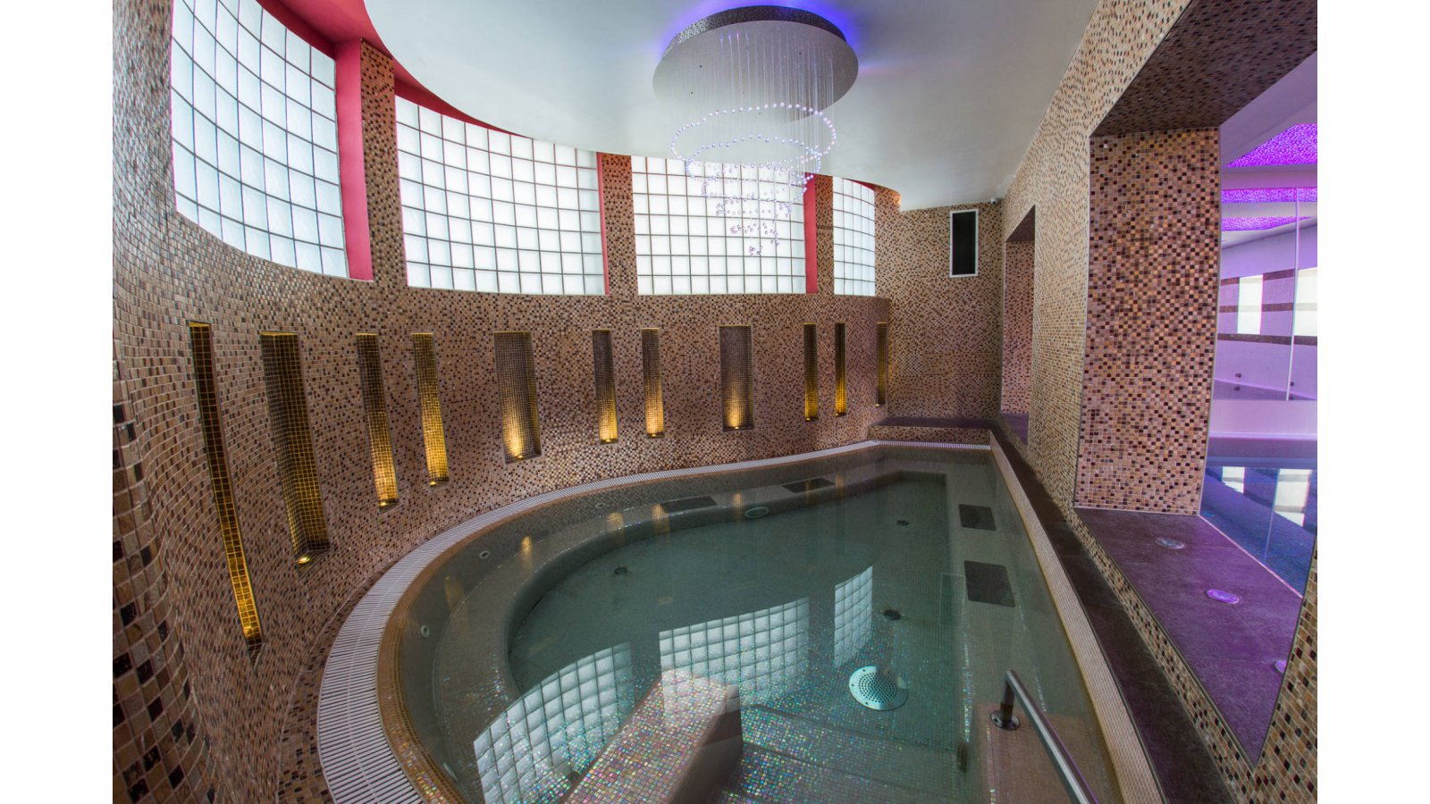 Kristály Imperial Hotel