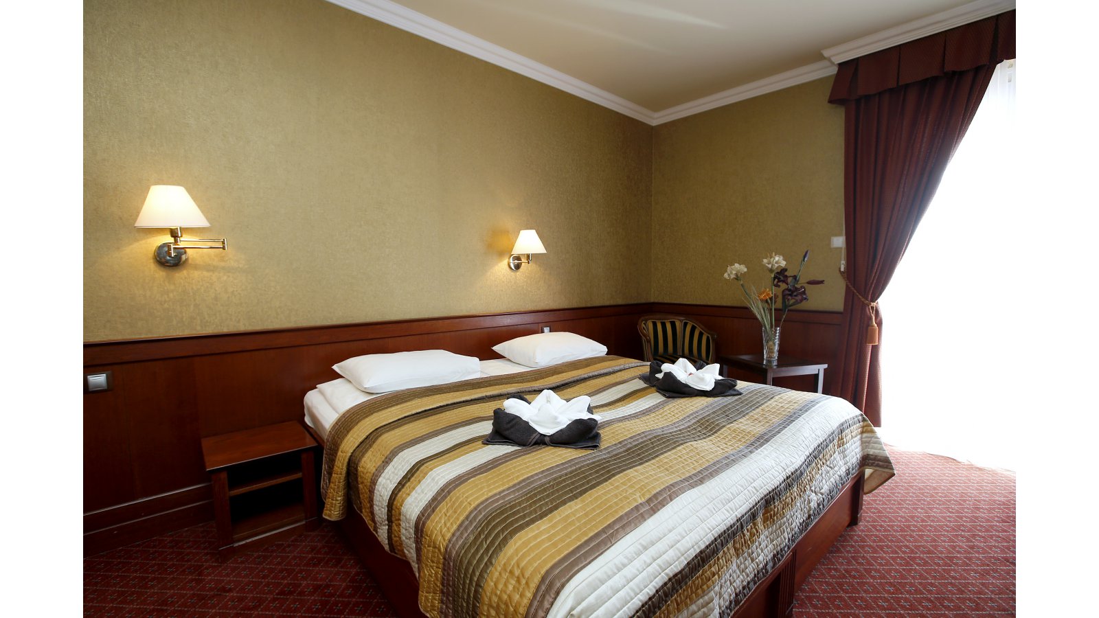 Hotel Ködmön