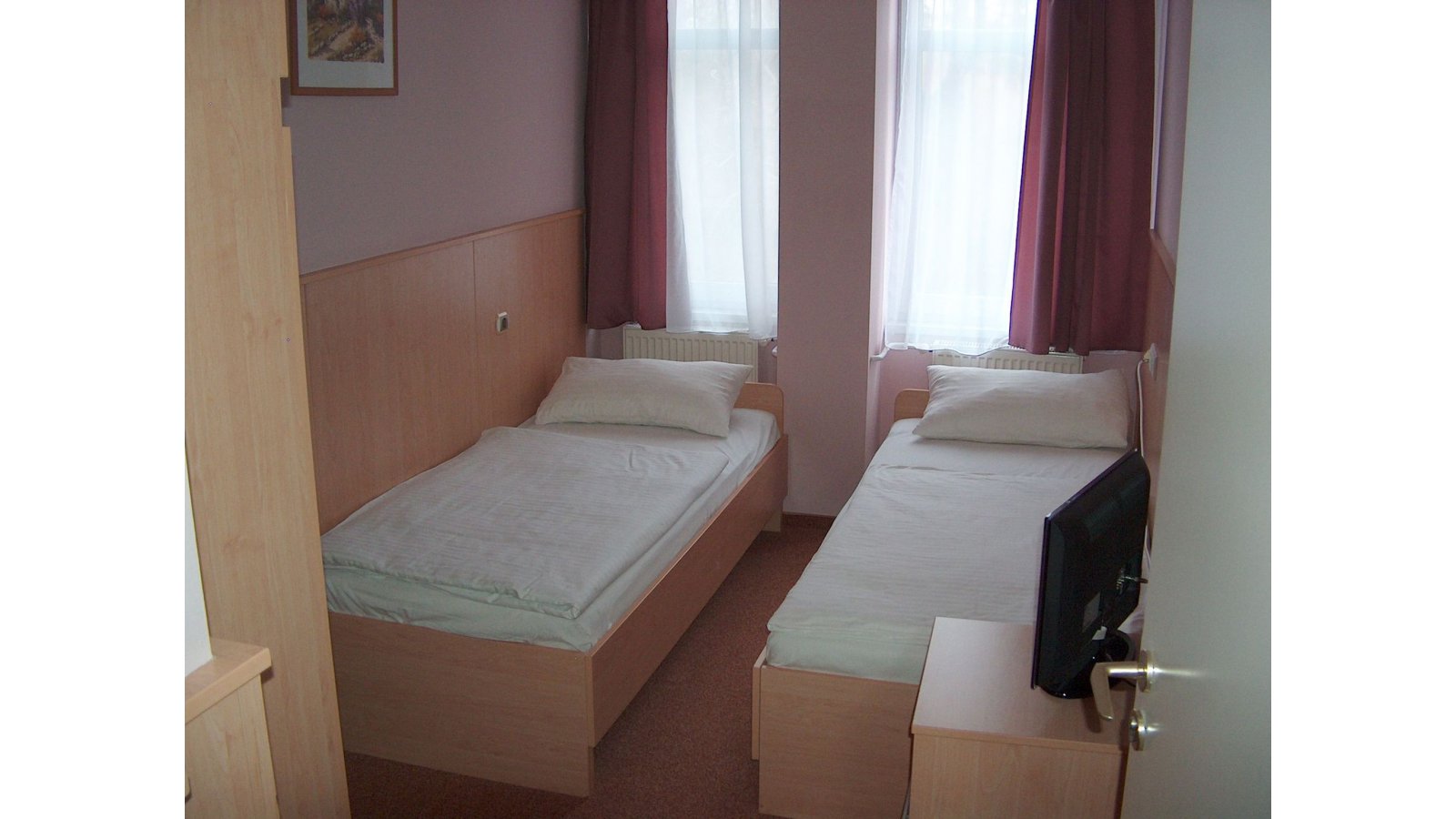 D-Hotel