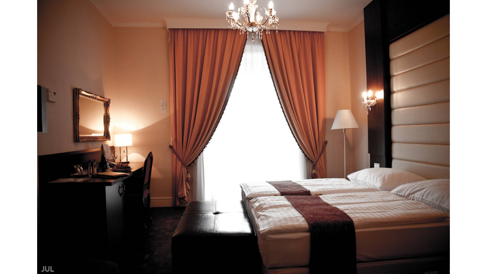 Kristály Imperial Hotel