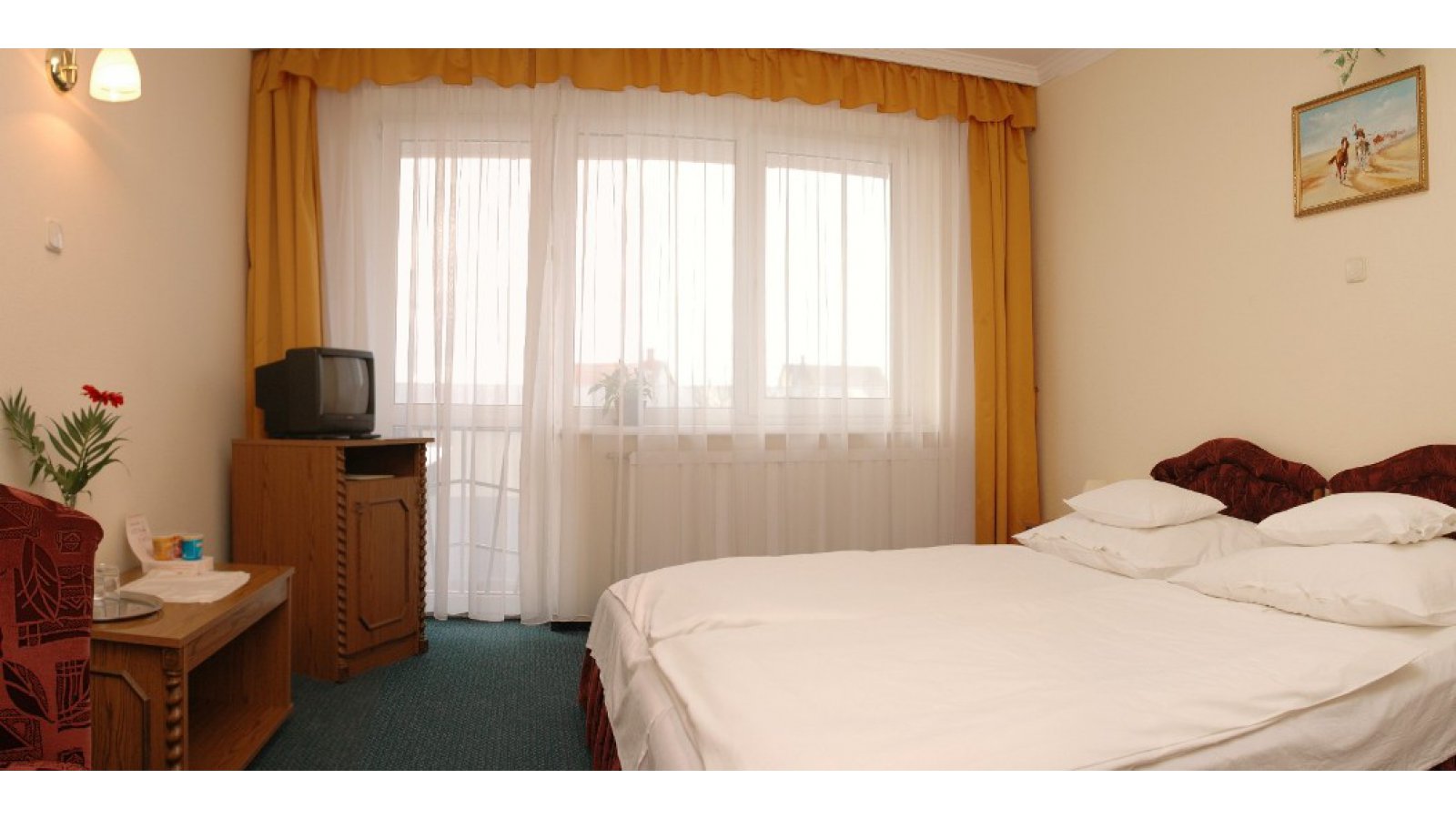 Kincsem Wellness Hotel