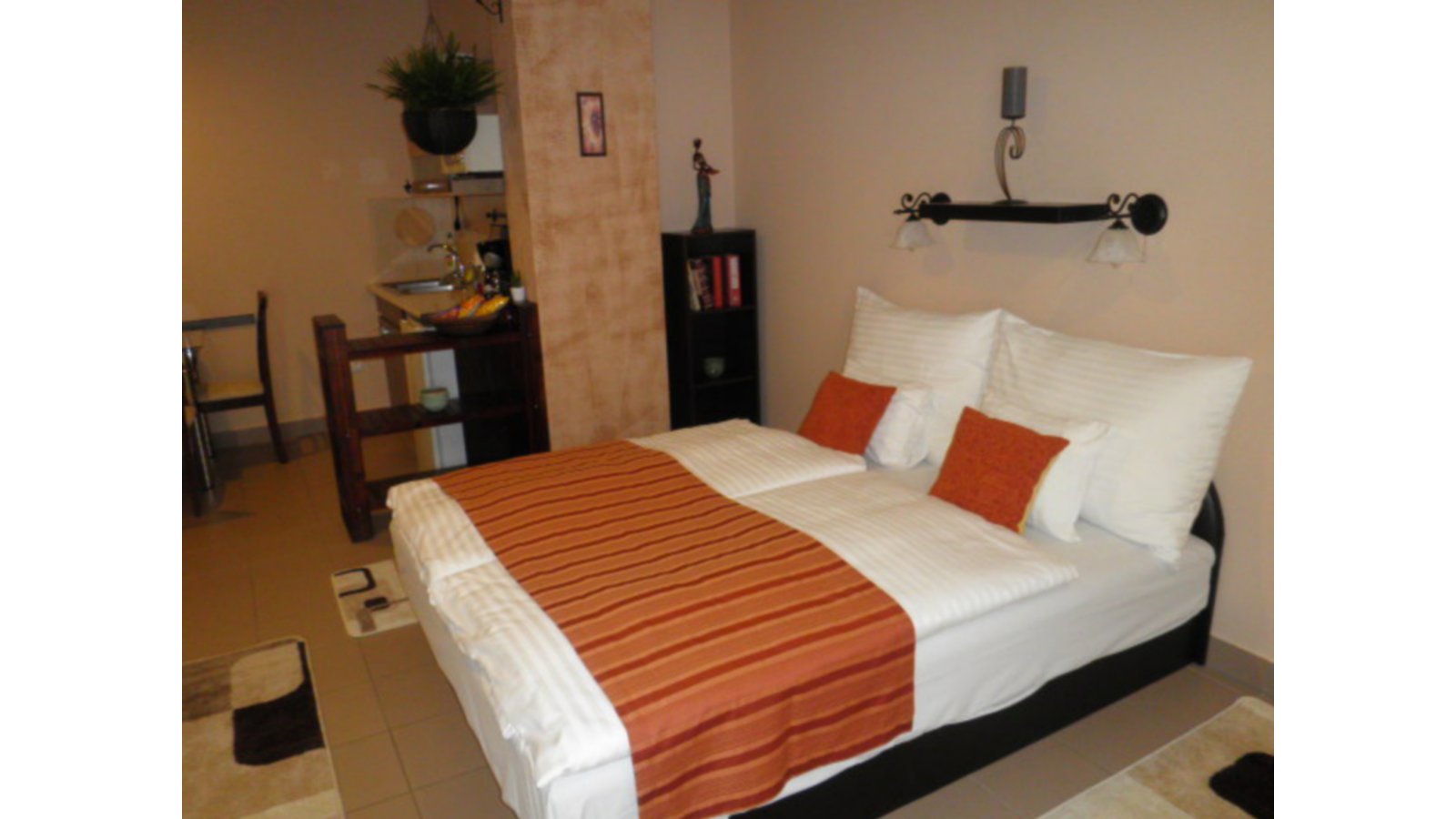 Libra Hotel