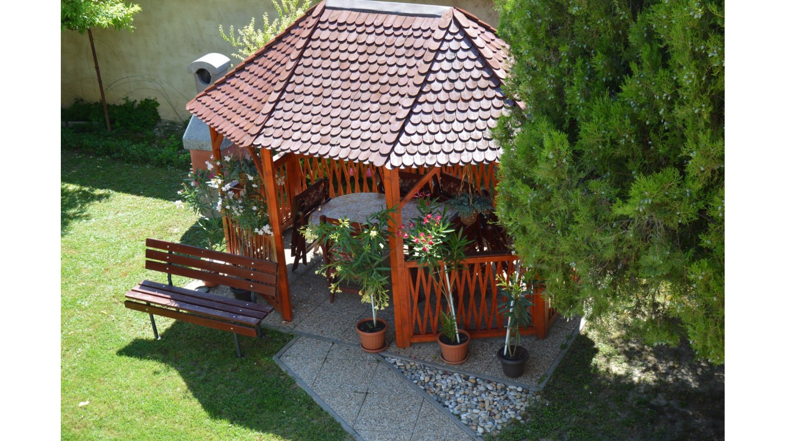 Anikó Apartman Vendégház