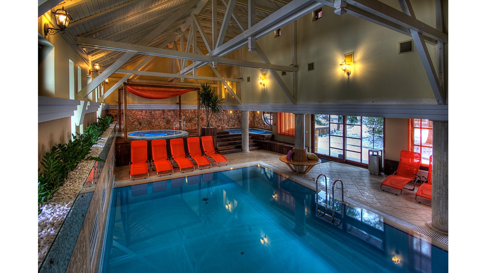 Hotel Szarvaskút és Kemencés Étterem