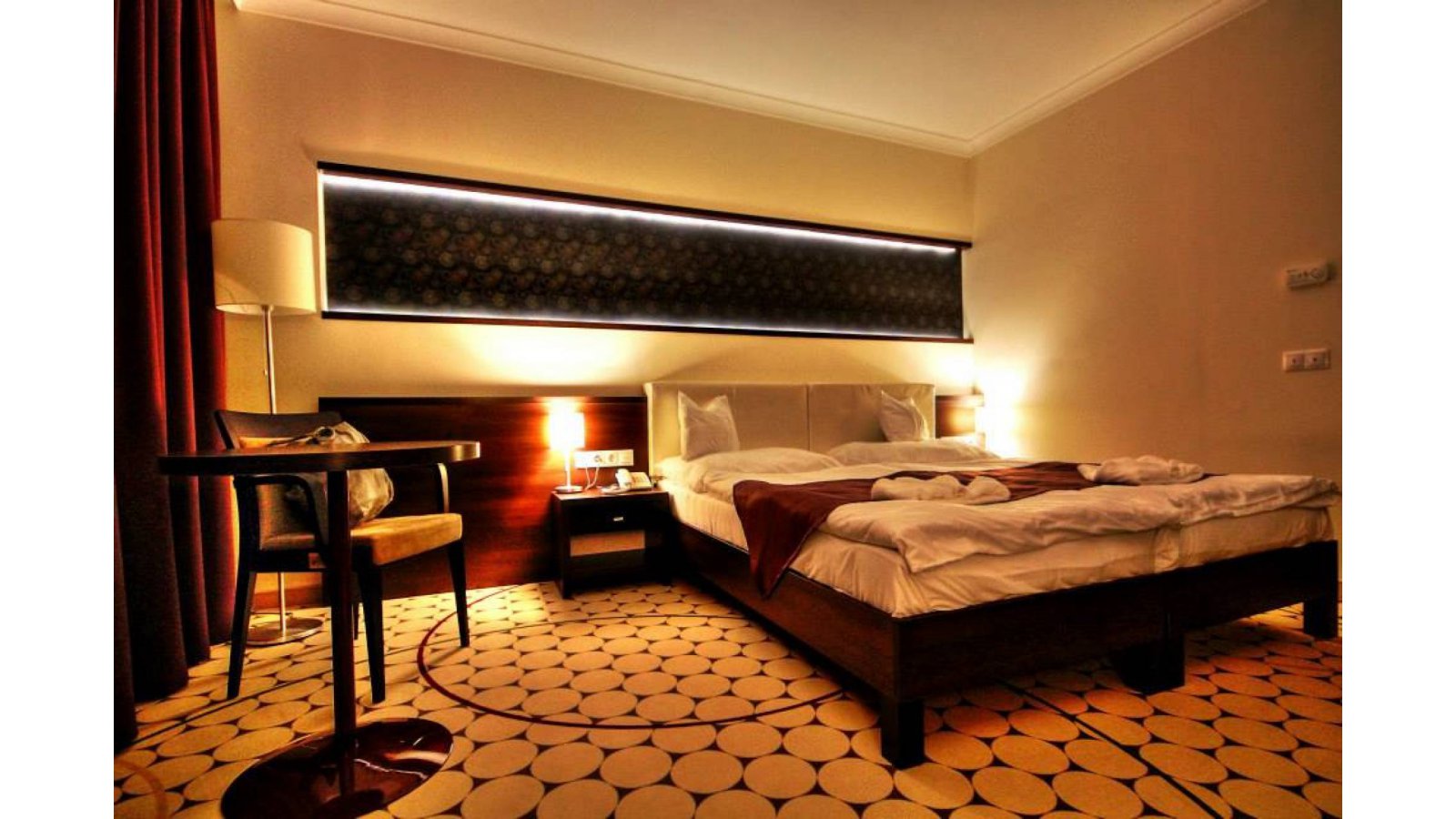 Hotel Aurora