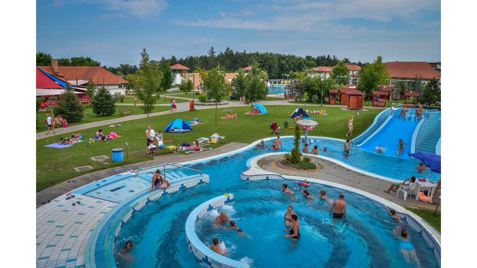 Apartmanpark és Camping Cegléd