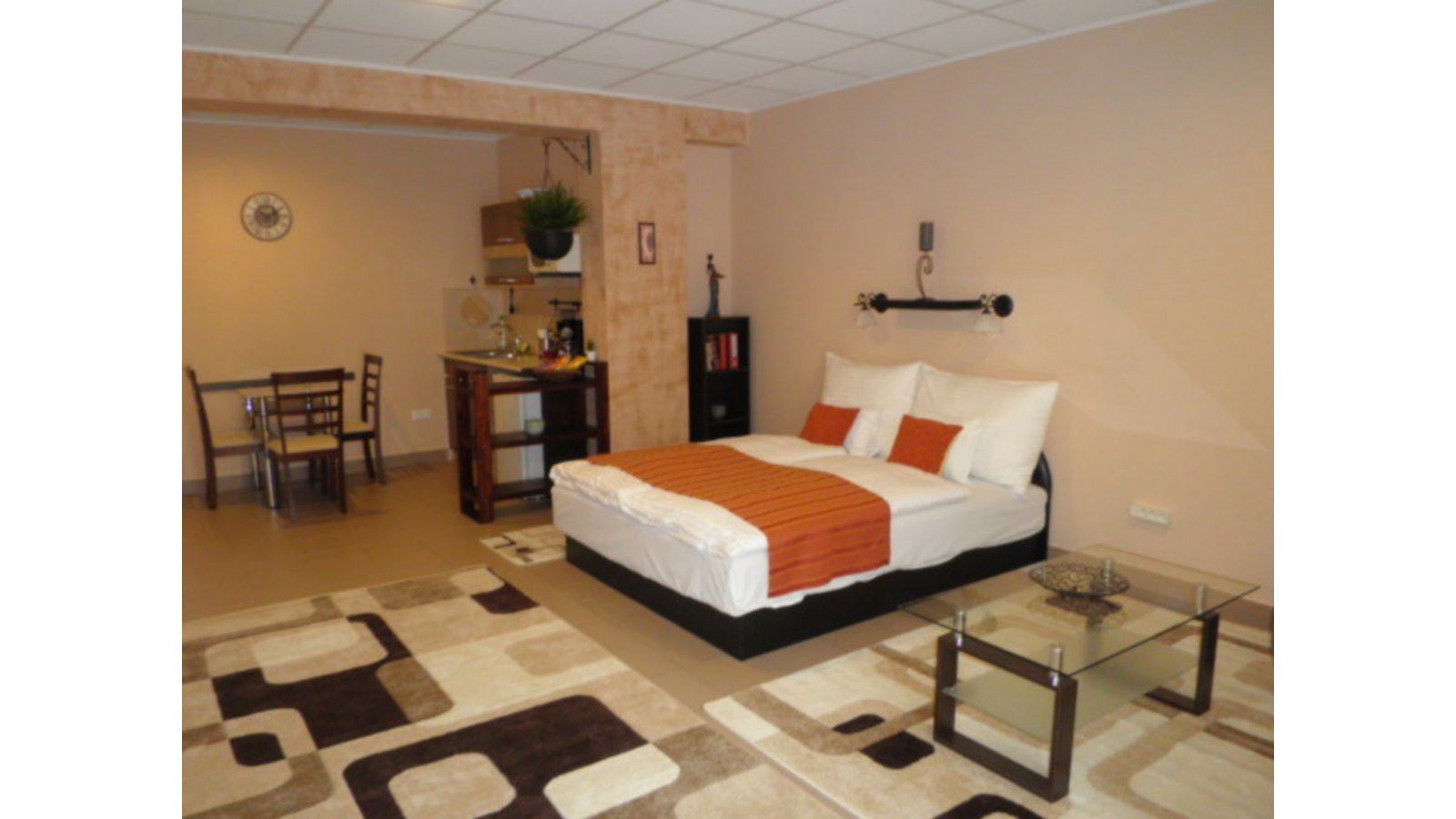 Libra Hotel