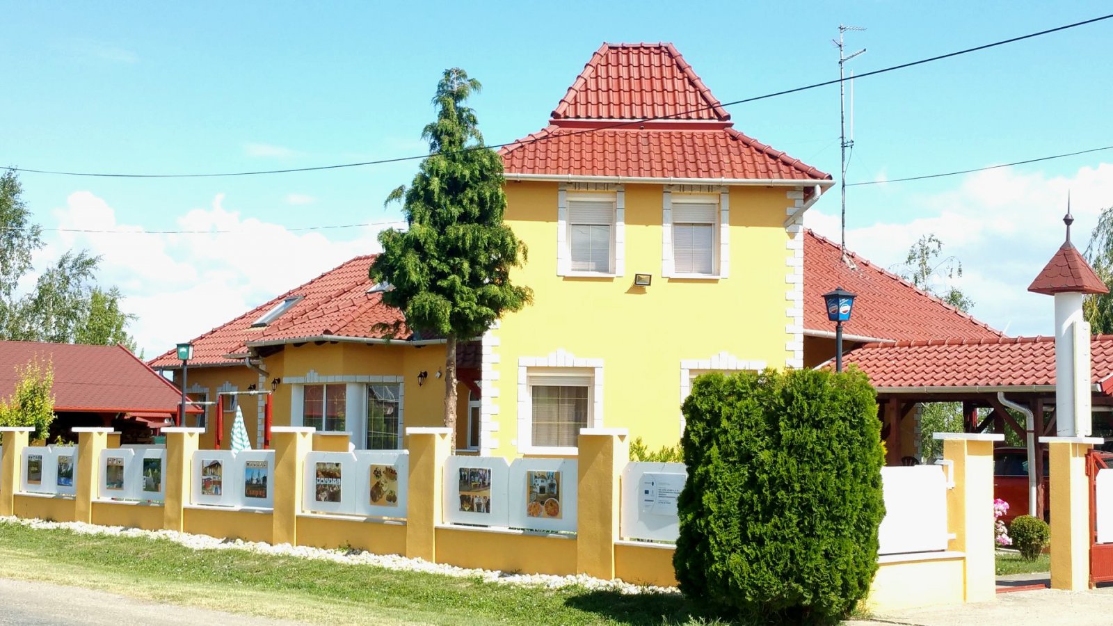 Heléna Hotel 