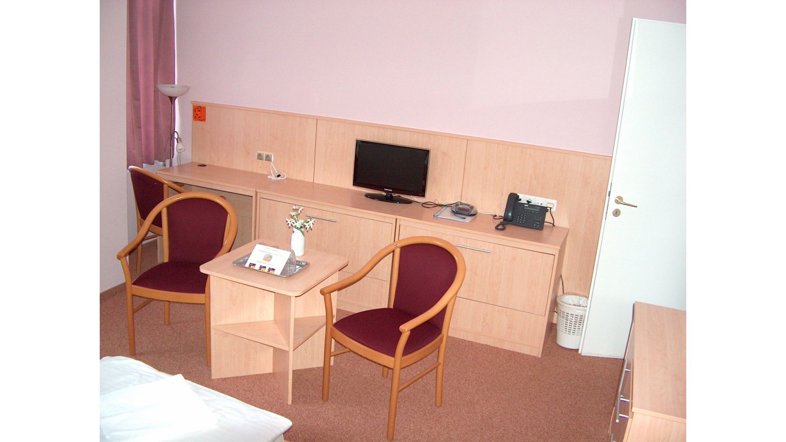 D-Hotel