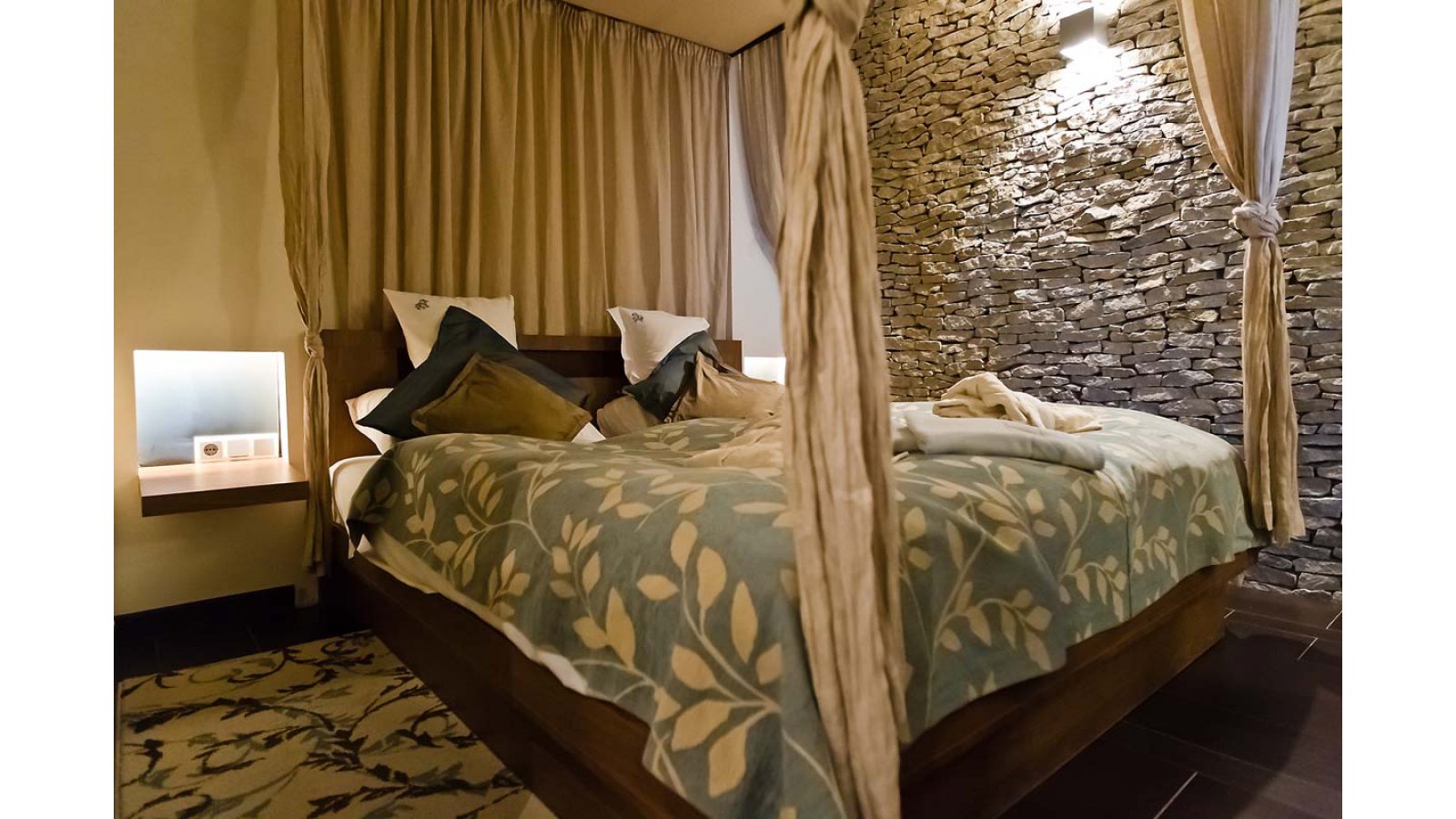 Echo Residence All Suite Hotel