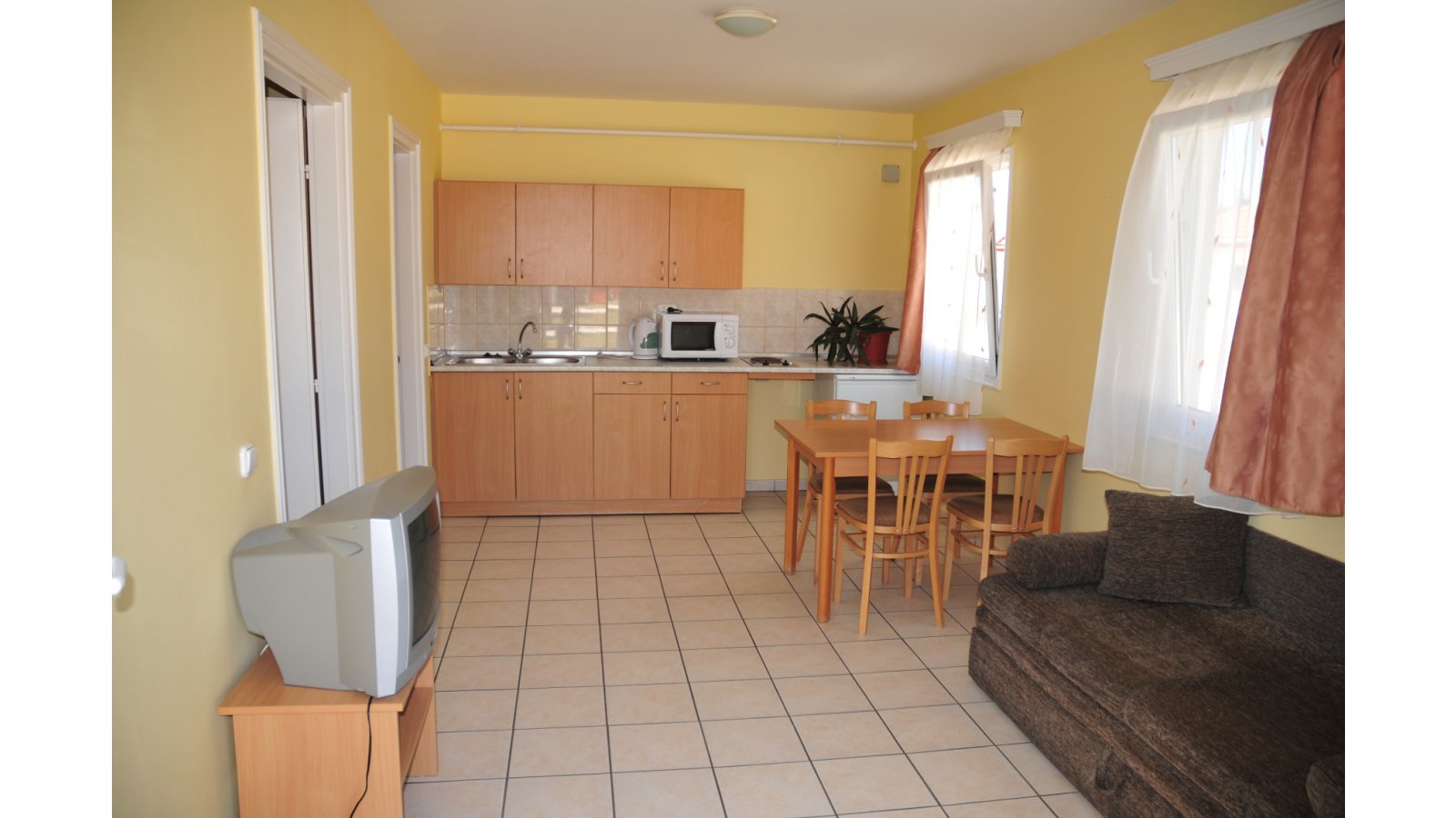 Apartmanpark és Camping Cegléd