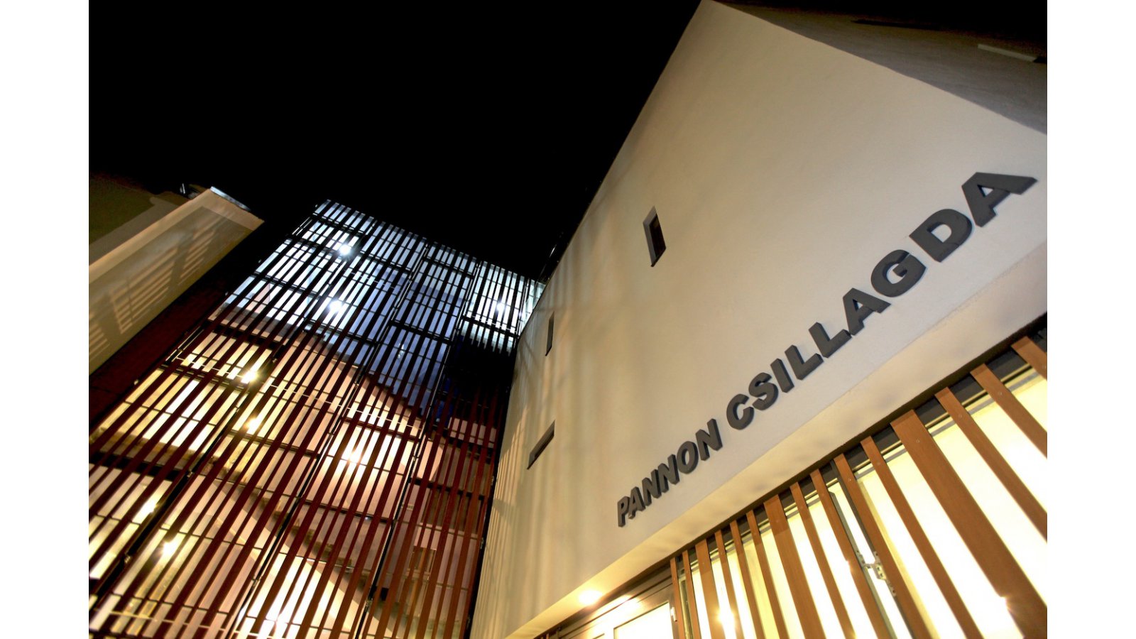 Hotel Szarvaskút és Kemencés Étterem