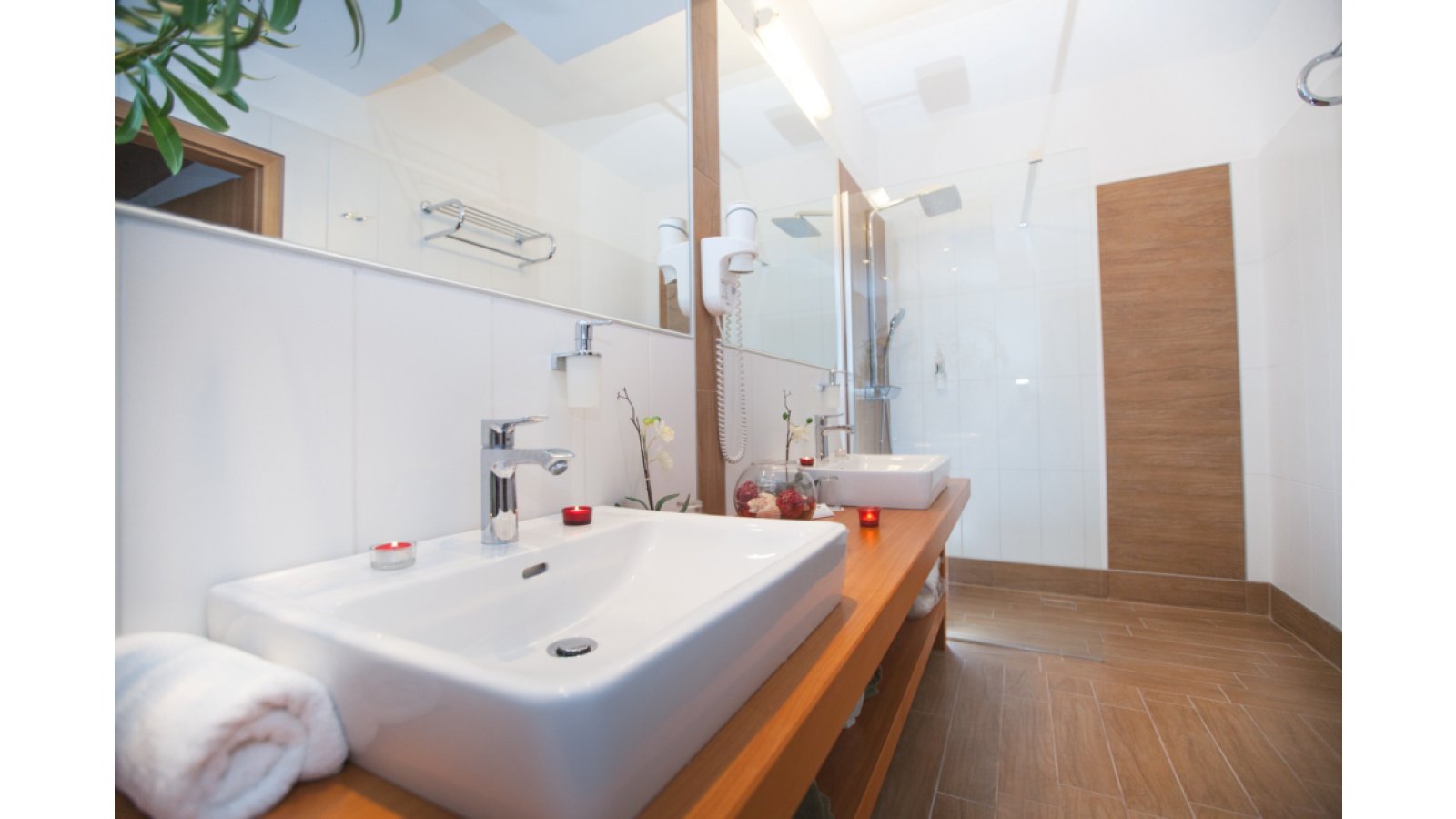 Hotel Corvus Aqua