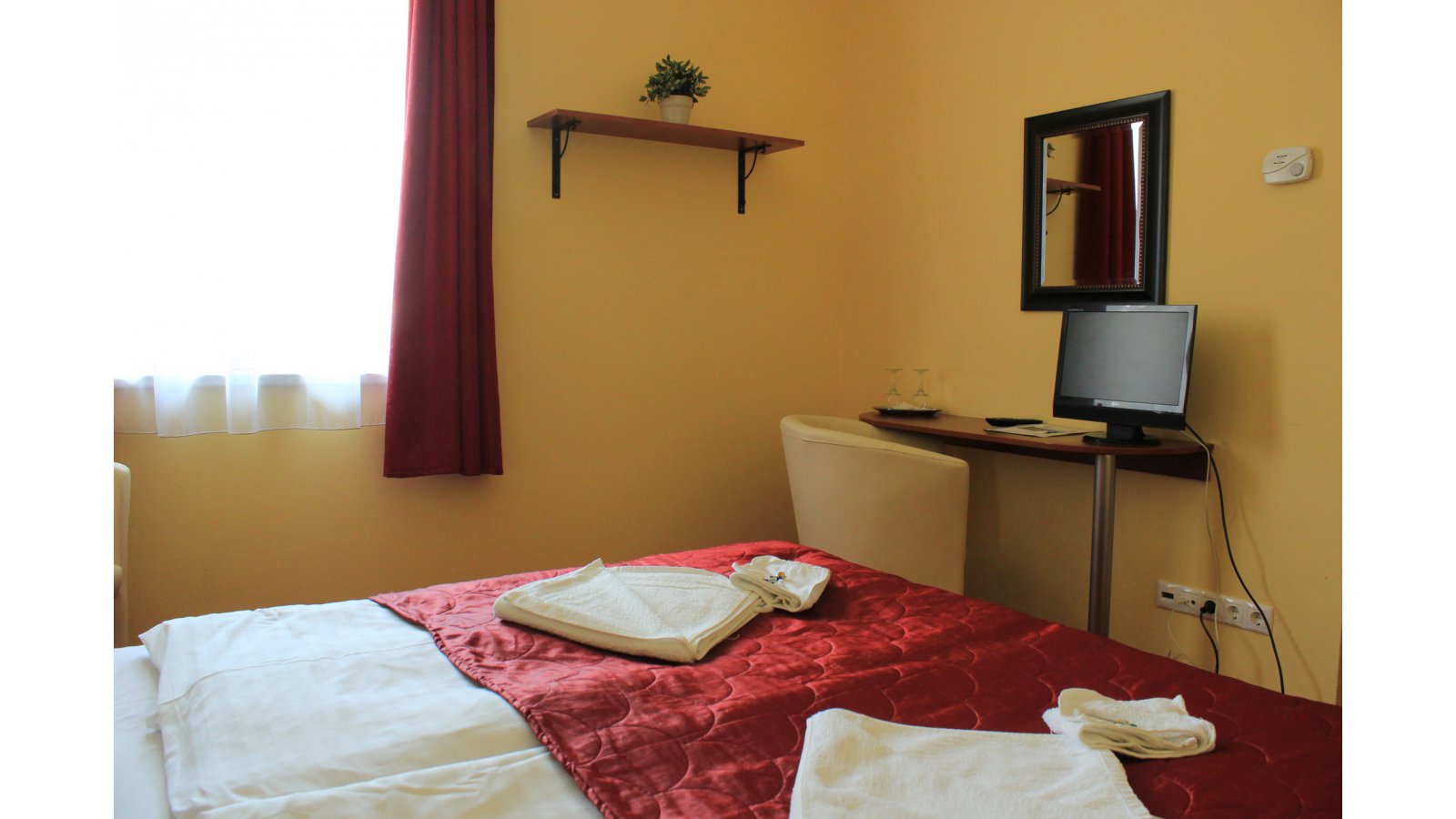 Libra Hotel