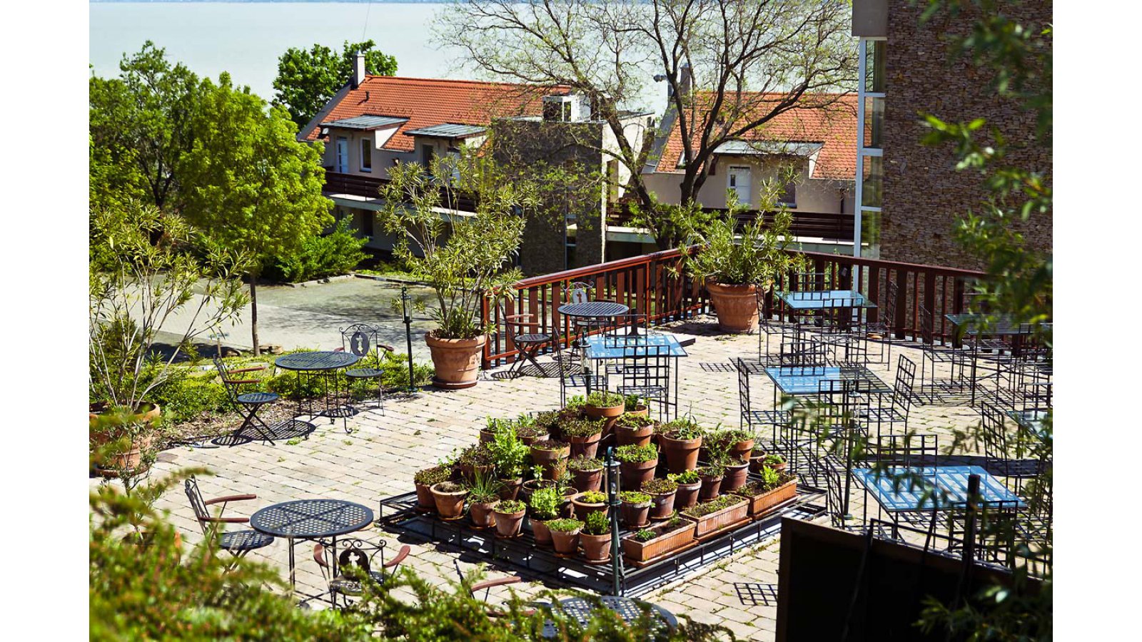 Echo Residence All Suite Hotel