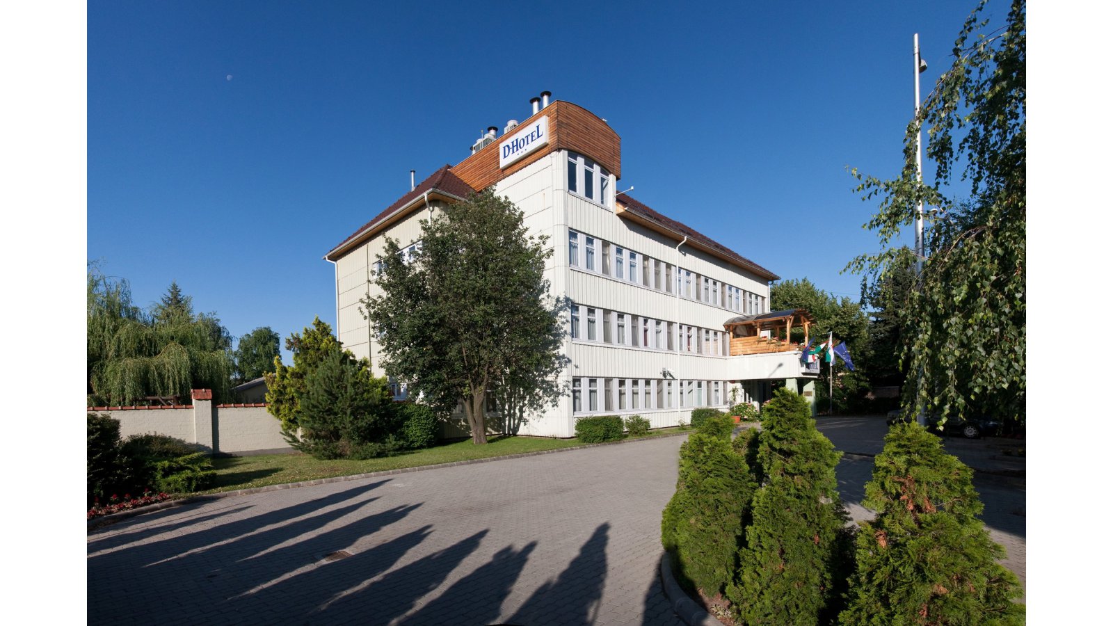 D-Hotel