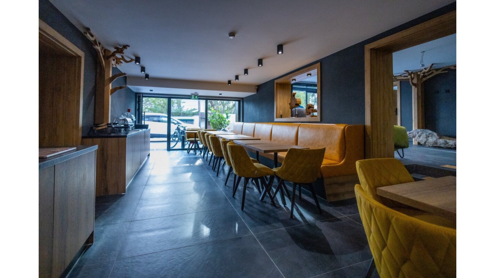 4 évszak Erdeihotel