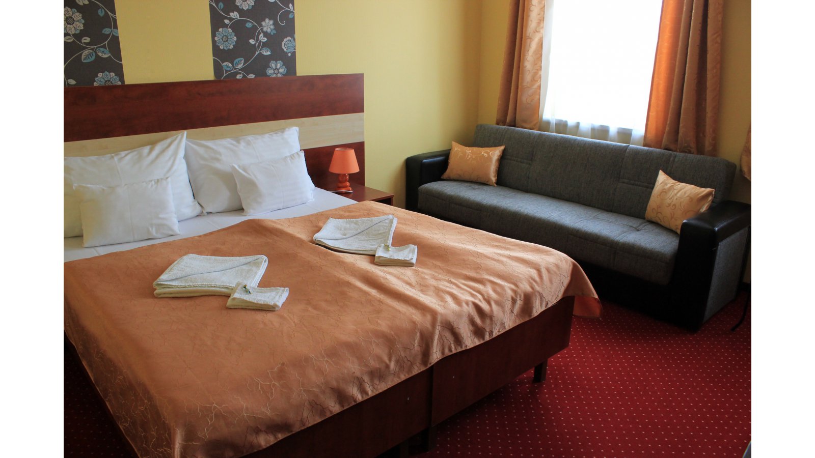Libra Hotel