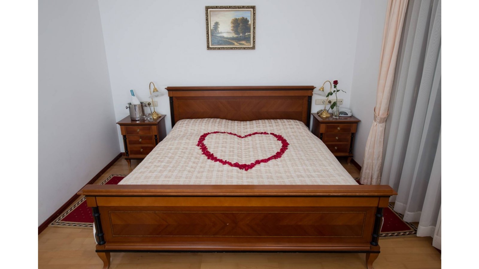 Hotel Szarvaskút és Kemencés Étterem