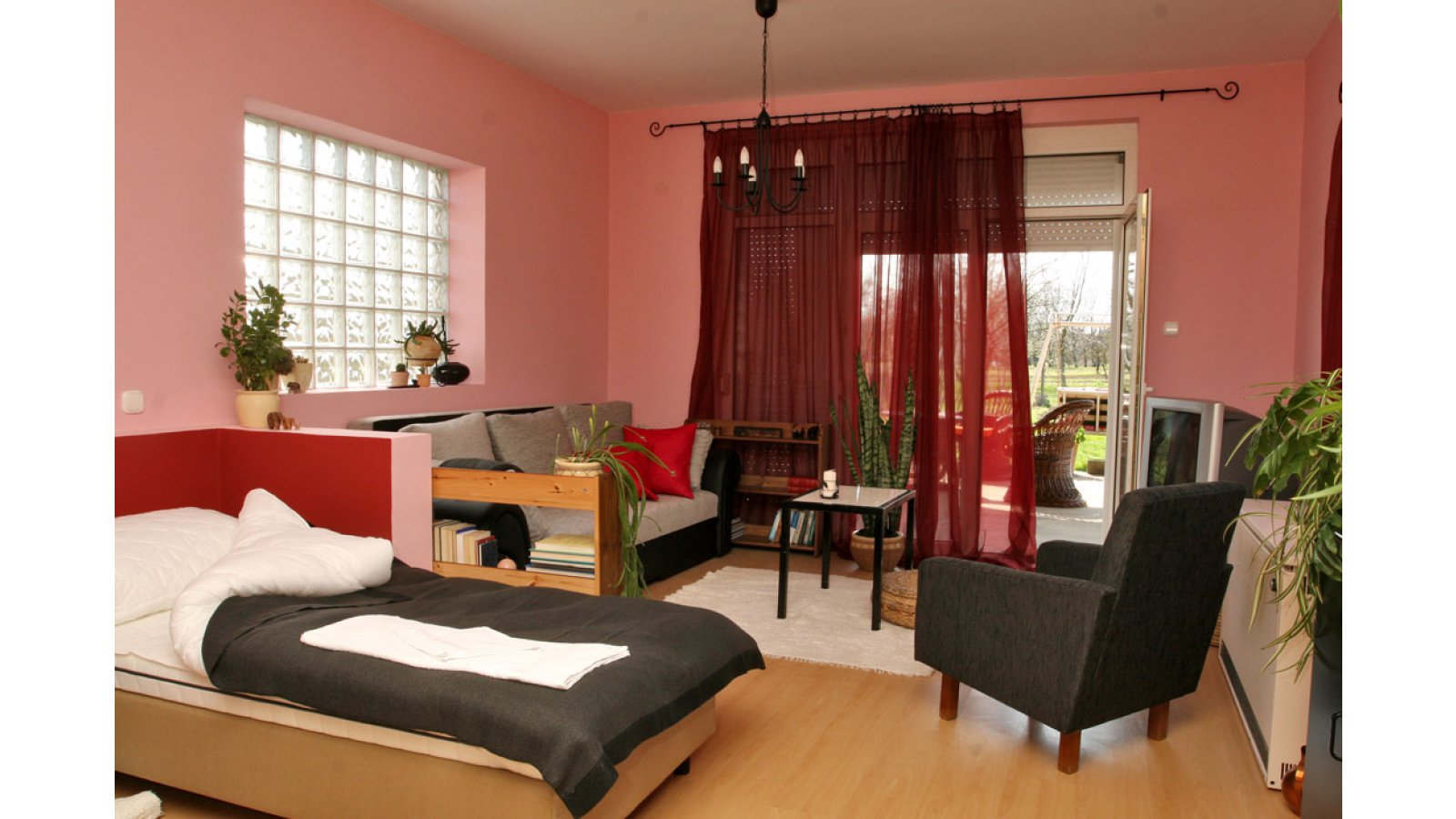 Szilvia Vendégház Pellérd