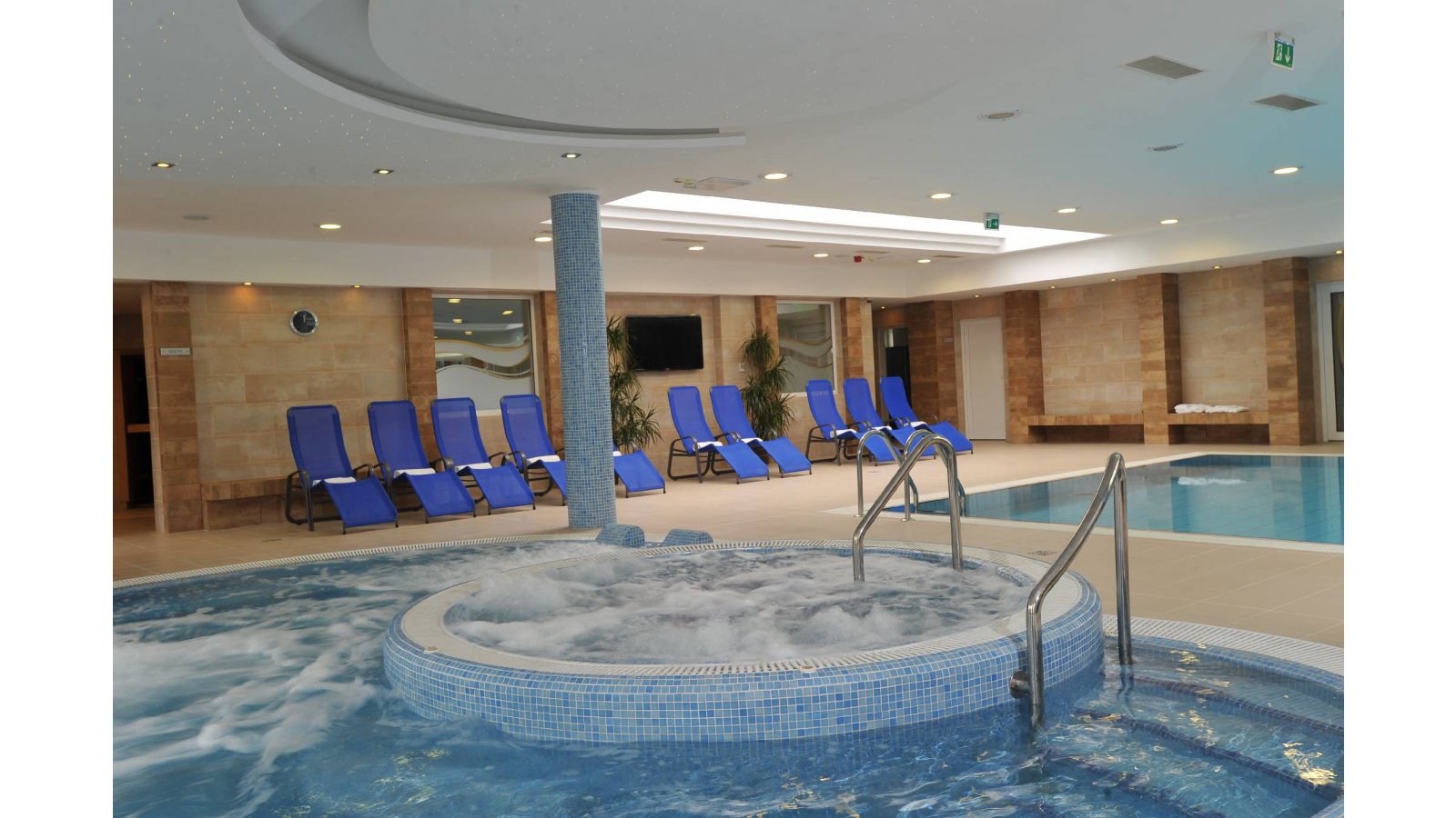 Garden Hotel Wellness és Konferencia