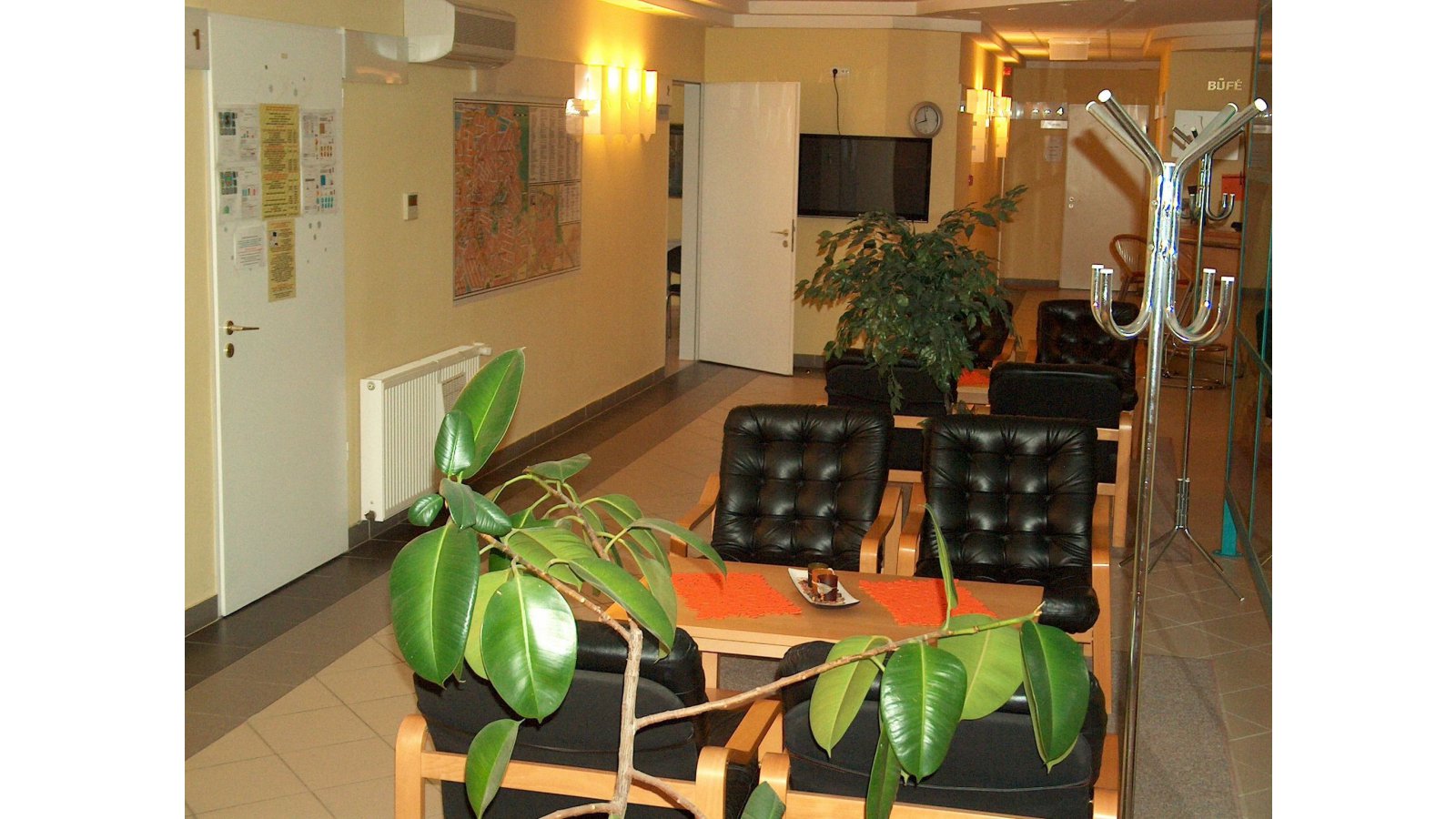 D-Hotel
