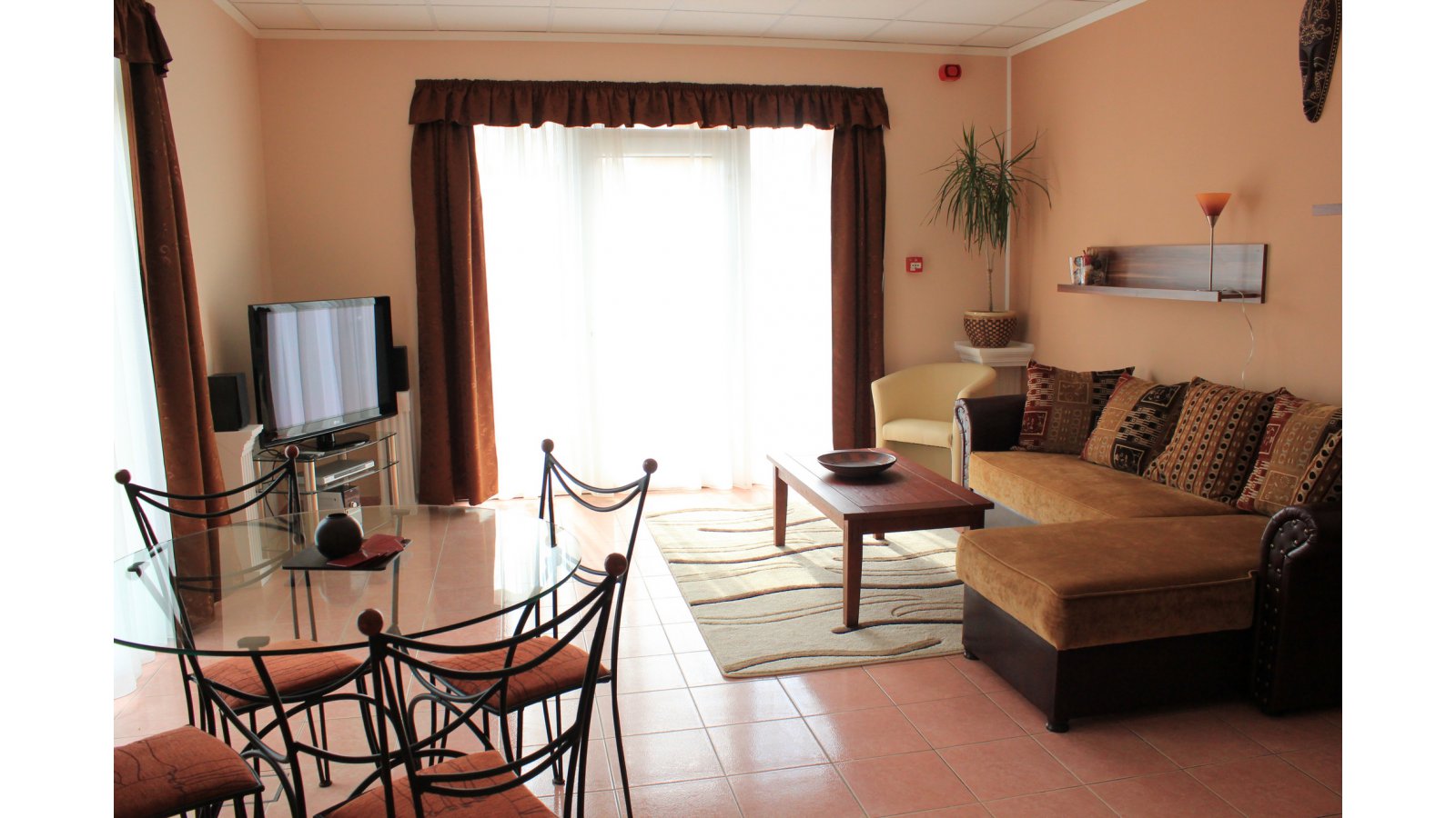 Libra Hotel