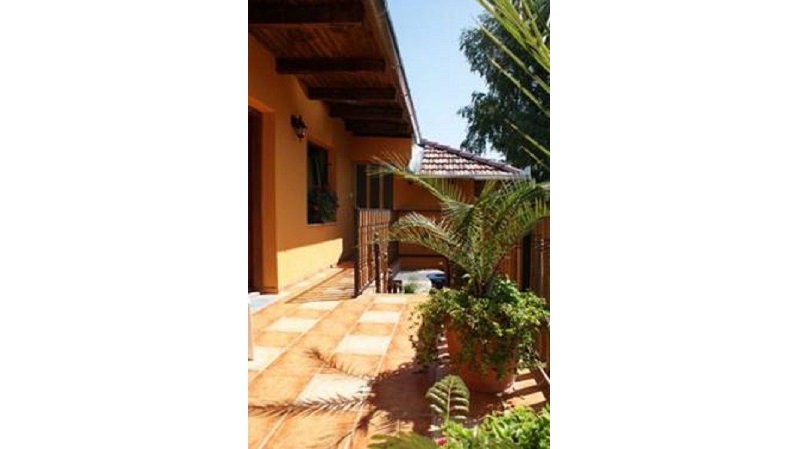 Pipacs Apartmanház Balatonboglár