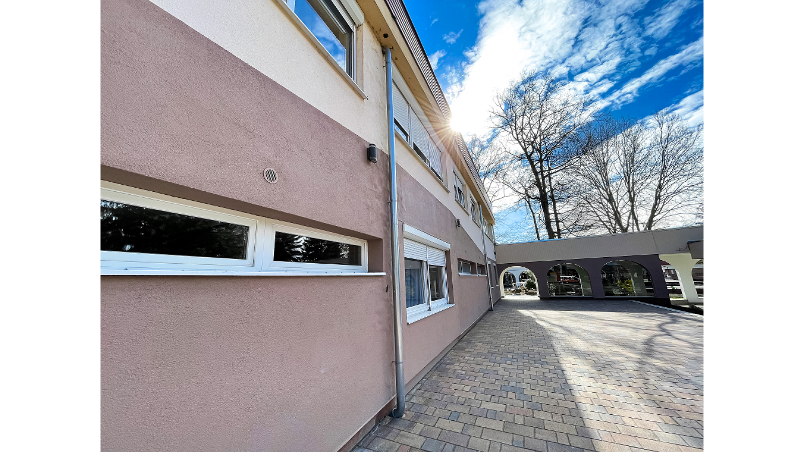 Öreg-tó Hotel és Rendezvénytér